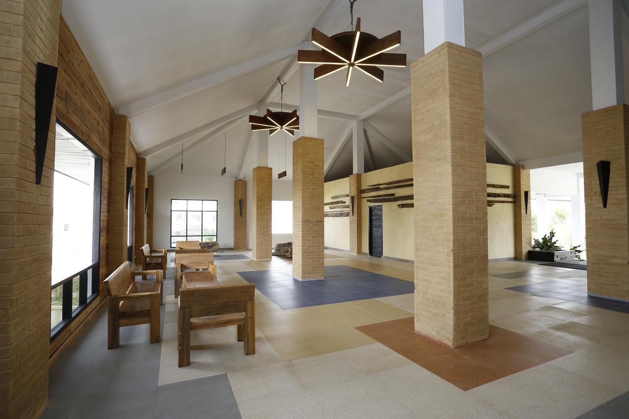 Kahyangan Resort シンカワン エクステリア 写真